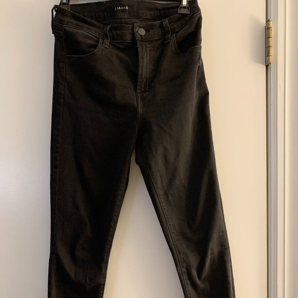 J Brand - High Rise, Skinny Jeans with Chewed Hem - Charcoal color - Size 28.